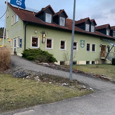 Pensión Schützenhaus Bella Calabria