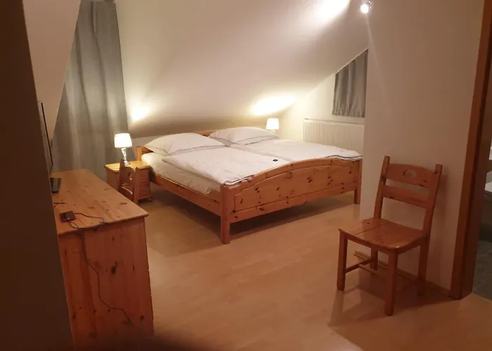 Πανσιόν Schutzenhaus Bella Calabria