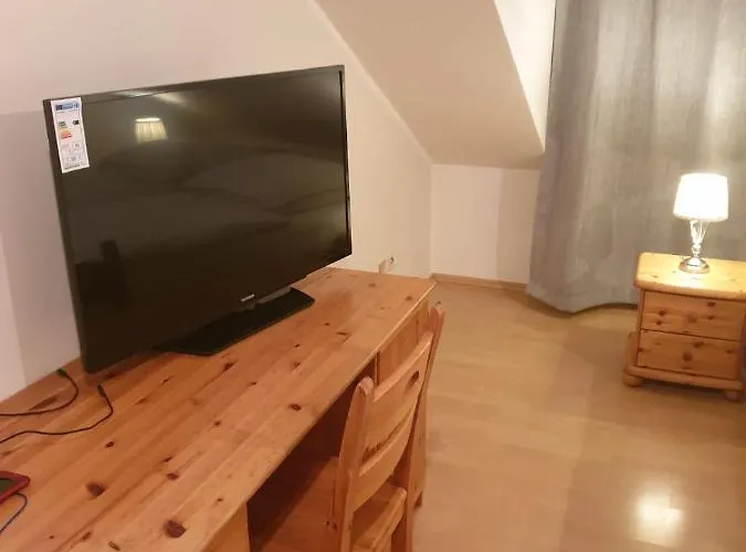 Schutzenhaus Bella Calabria Πανσιόν *