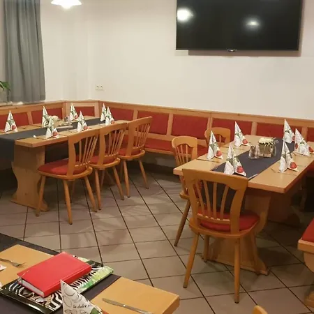 Schutzenhaus Bella Calabria * Плайнфельд